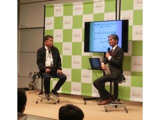 対談する宮崎社長（右）と丸山社長