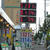 札幌では安値量販セルフの１３１・８円表示が残る中、是正が進み始めた（11日撮影）