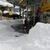 除雪前の甲府市内のＳＳ。雪に囲まれる中、緊急車両の供給を続けた（15日現在、吉字屋提供）