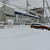 北海道石油会館の駐車場も雪で埋まった（25日早朝）