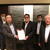 江島参議院議員（写真中央）に要望書を手渡す（左から）山田副理事長、岡部理事長、塔野副理事長、、塔野会長