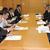 昨年９月、自民党県議にコストコ進出による地元ＳＳの影響などを説明した兵庫石商・油政連一行（右）