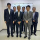 大阪維新の会政策懇談会に出席した小浦会長（中央）